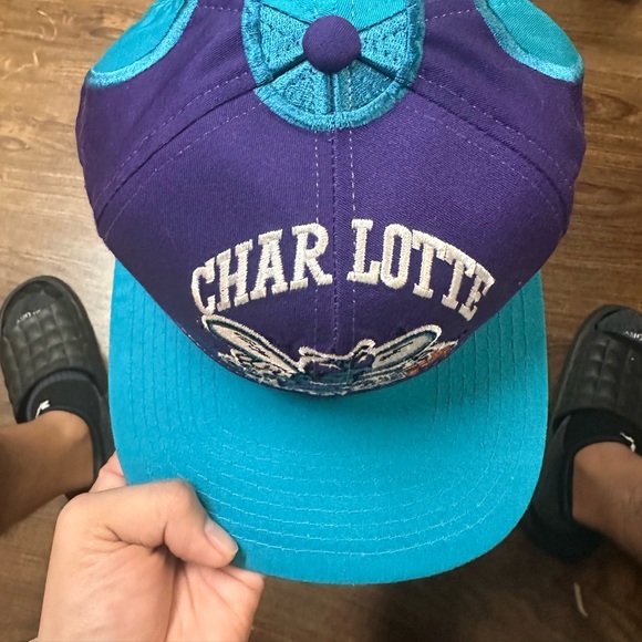 Rare Charlotte Hornets Starter NBA Fireball/Splash SnapBack Hat - Picture 1 of 9